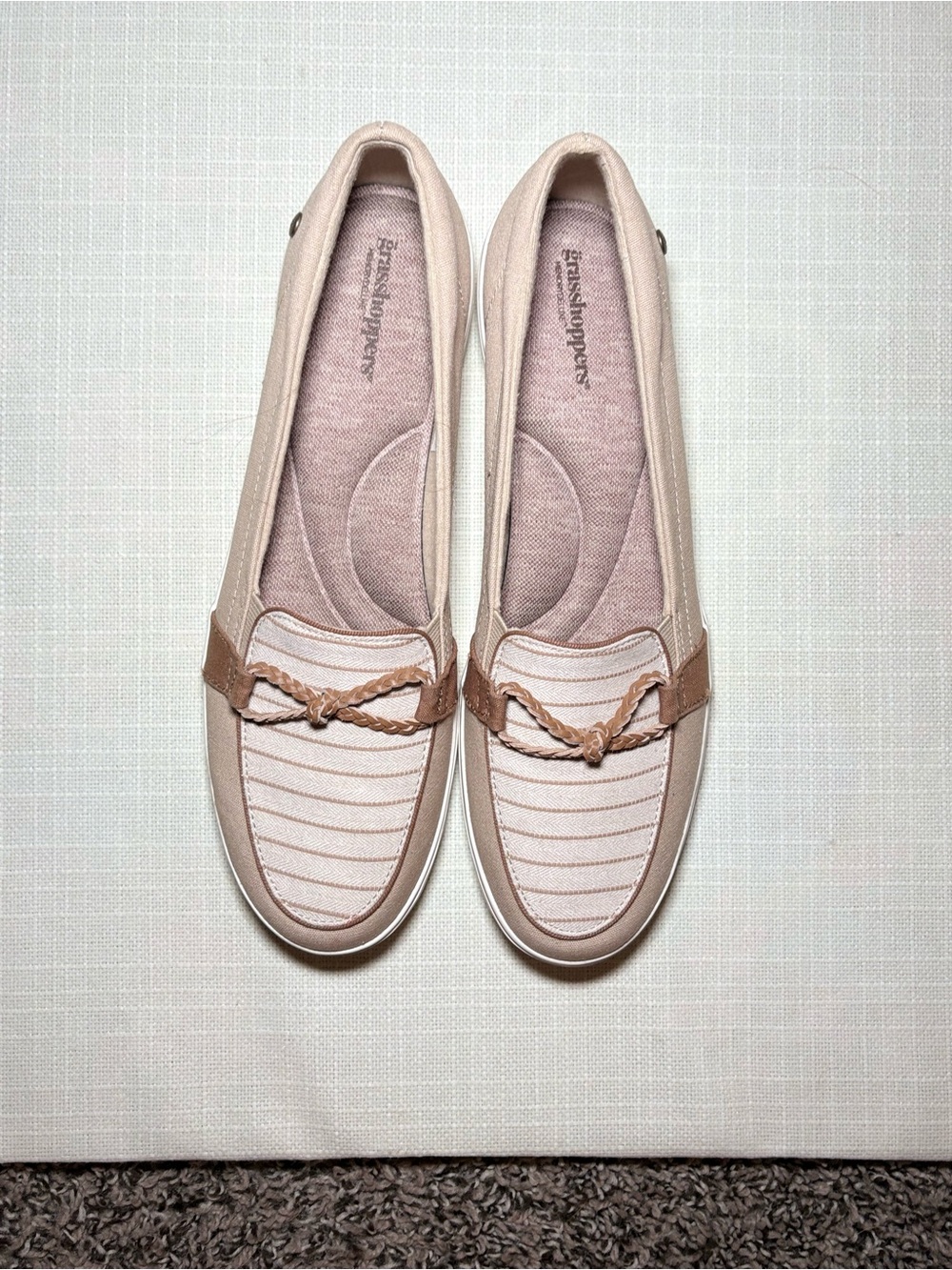 Grasshoppers Neutral Slip-On Loafers | Coastal Ralph Lauren Style Flats | Preppy - Picture 3 of 7